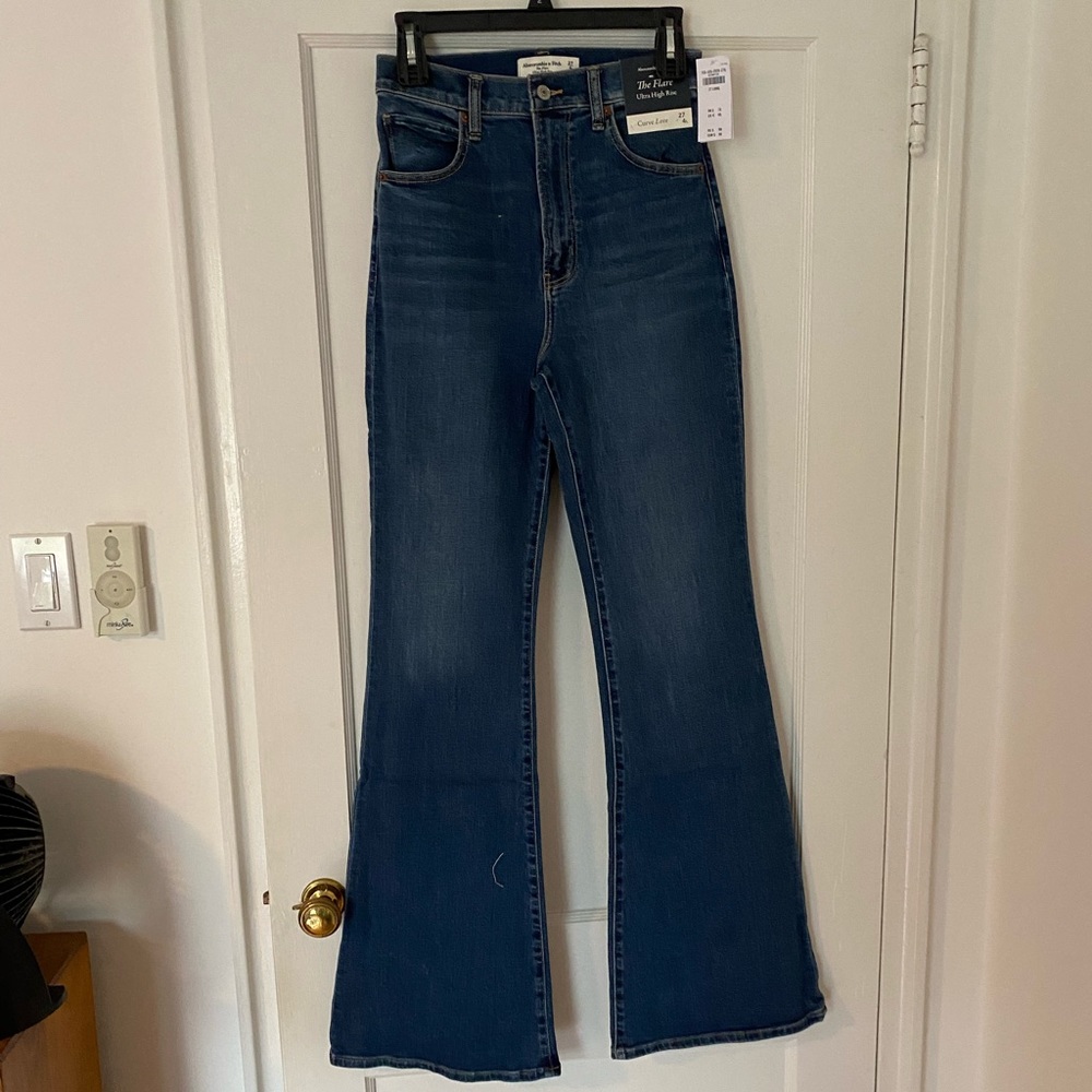 Abercrombie the flare ultra high rise curve love jeans